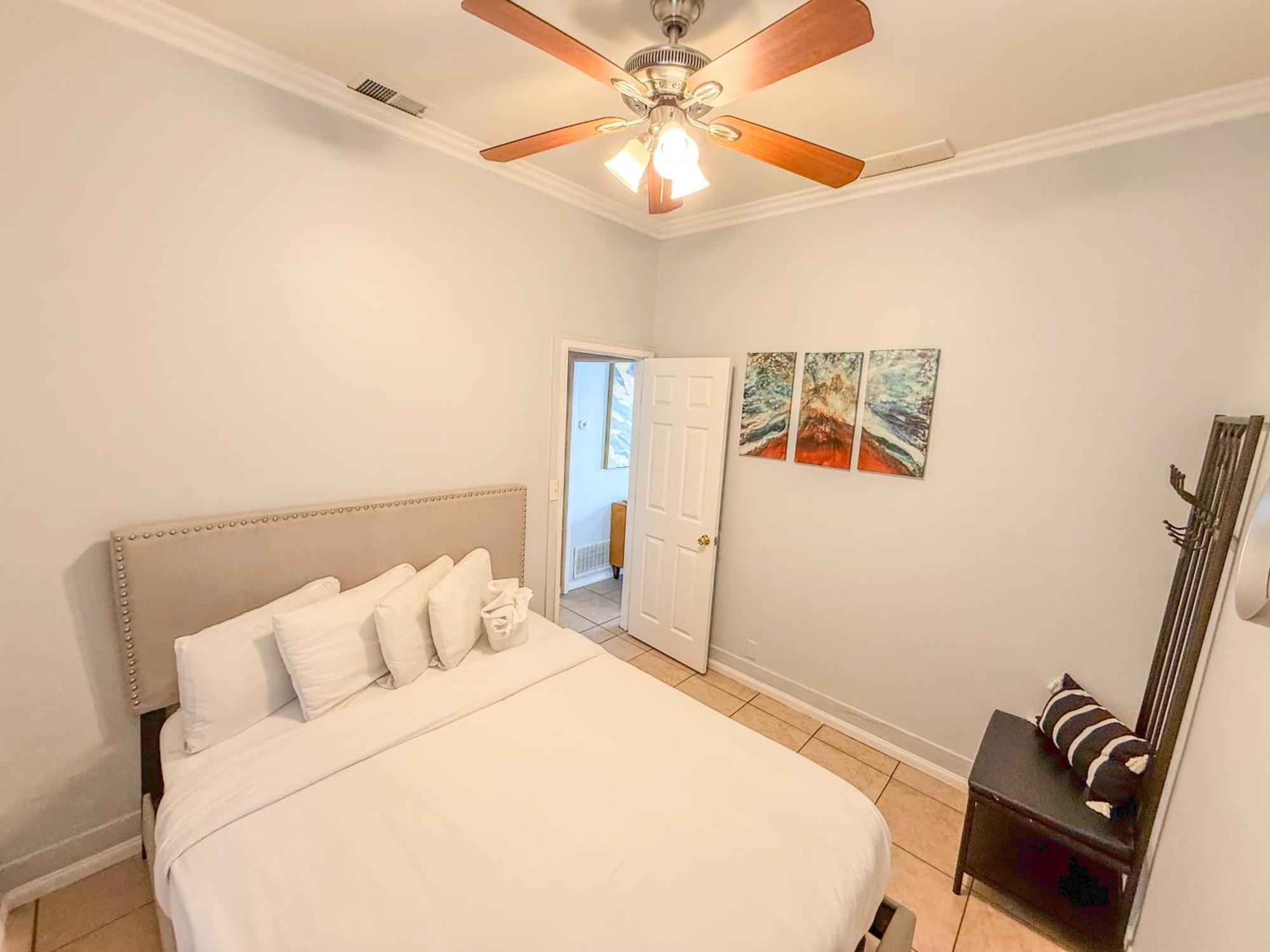 3bd Little Italy A++ Location Holiday home